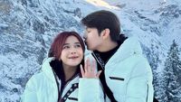 7 Foto Brisia Jodie Dilamar Jonathan Alden di Swiss, Romantis di Tengah Salju