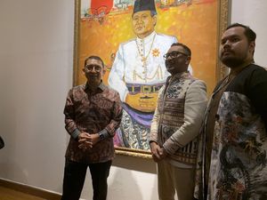 Video Visi Fadli Zon Tentang Revitalisasi Galeri Nasional: Harus Representatif Video Visi Fadli Zon Tentang Revitalisasi Galeri Nasional: Harus Representatif