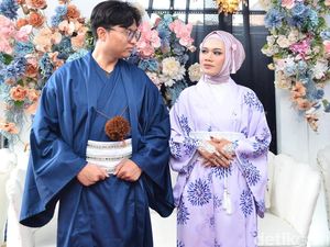 Pengantin Asal Bekasi Viral Nikah Pakai Kimono, Terinspirasi Film Naruto Pengantin Asal Bekasi Viral Nikah Pakai Kimono, Terinspirasi Film Naruto