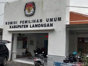 Putusan Dismissal MK, KPU Lamongan Segera Rapat Pleno Tetapkan YES-Dirham Putusan Dismissal MK, KPU Lamongan Segera Rapat Pleno Tetapkan YES-Dirham