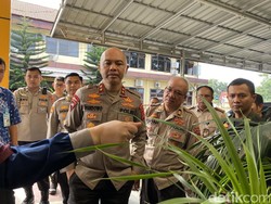 Heboh! Ada Bunga Surga Tumbuh Subur di Mapolda Babel