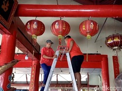 Kelenteng Tulungagung Mulai Bersih-bersih Sambut Imlek 2576