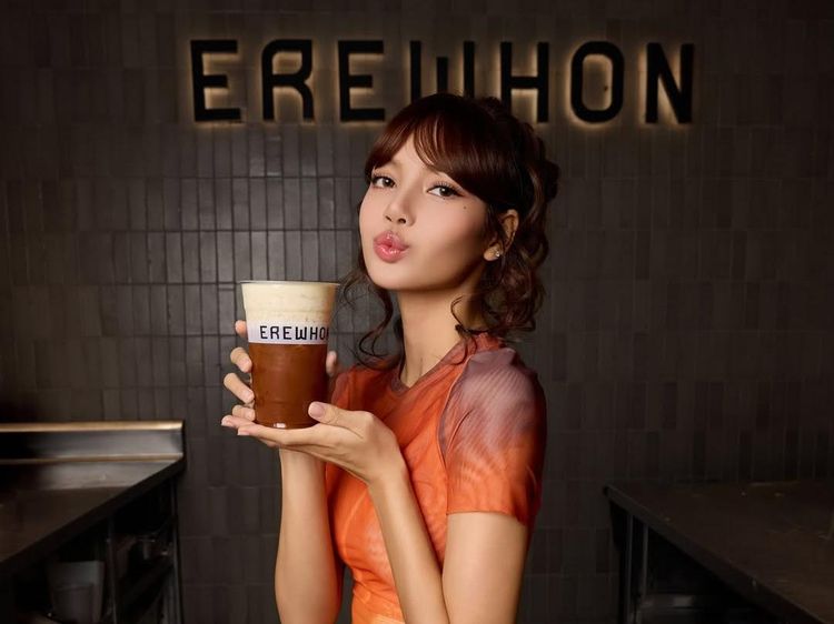 Lisa BLACKPINK Rilis Thai Tea Racikan Premium, Harganya Mencapai Rp178 Ribu