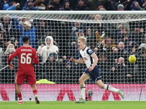 Carabao Cup: Gol Kontroversial Menangkan Tottenham 1-0 Atas Liverpool Carabao Cup: Gol Kontroversial Menangkan Tottenham 1-0 Atas Liverpool