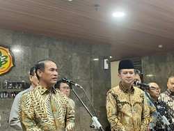 Mentan Buru & Cabut Izin Distributor yang Jual Pupuk di Atas HET