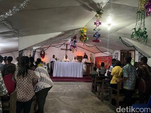 600 Warga Maybrat 3 Tahun Mengungsi di Sorong Imbas Serangan KKB 600 Warga Maybrat 3 Tahun Mengungsi di Sorong Imbas Serangan KKB