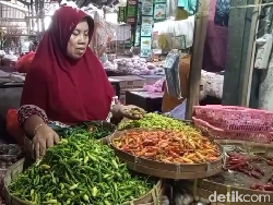 Omzet Pedagang di Lumajang Turun 50 Persen gegara Harga Cabai Naik