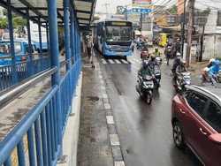 Traveler, Penumpang Diizinkan Berbuka Puasa di Dalam Bus