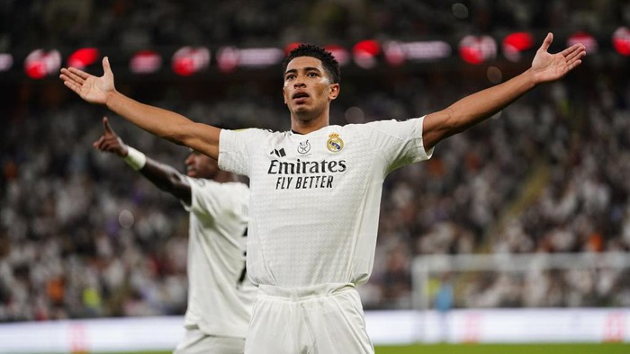 JEDDAH, SAUDI ARABIA - JANUARY 9: Jude Bellingham of Real Madrid celebrates after scoring a goal during the Spanish Super Cup semi-final match between Real Madrid and Mallorca at King Abdullah Sports City in Jeddah, Saudi Arabia on January 9, 2025. (Photo by Ismael Adnan Yaqoob/Anadolu via Getty Images)