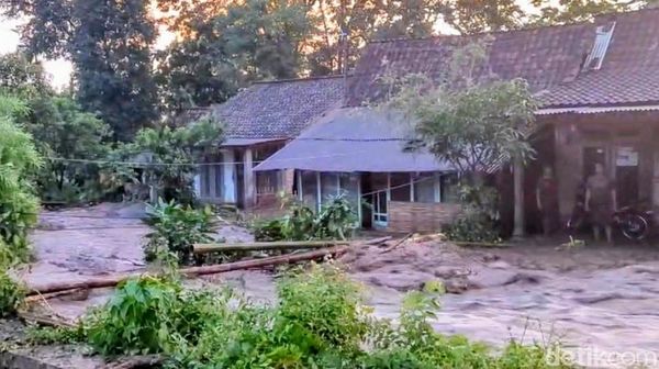 Potret Banjir Bandang di Bondowoso