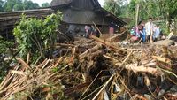 Dampak Banjir Bandang di Kabupaten Bondowoso