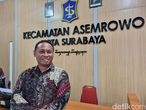 Dituding Sembunyikan Wanita, Camat Asemrowo Lapor Polda Jatim Siang Ini Dituding Sembunyikan Wanita, Camat Asemrowo Lapor Polda Jatim Siang Ini