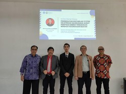 Doktor Berprestasi ITS Kembangkan Teknologi Pengontrolan Energi Terbarukan