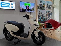 Baru Meluncur, Skuter Listrik Honda Didiskon Belasan Juta Rupiah