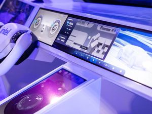 Intel Pamer Solusi Otomotif di CES 2025: Bikin EV Makin Irit