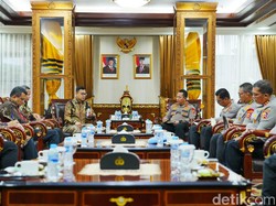 Kapolri Terima Kepala BPOM, Tekankan Terus Jaga Kualitas Makanan-Obat