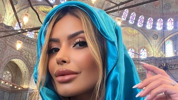 Liburannya Janaina Prazeres, Wanita Tercantik di Dunia Versi Playboy