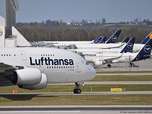 Terkuak Lufthansa 10 Menit Tanpa Pilot di Udara Terkuak Lufthansa 10 Menit Tanpa Pilot di Udara