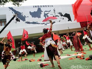 Pertunjukan Budaya Nusantara Meriahkan HUT Ke-52 PDI Perjuangan