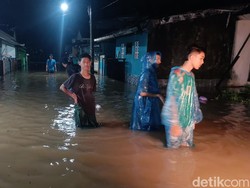 Banjir Rendam Puluhan Rumah di Karangpucung Purwokerto, Terparah Sejak 2007