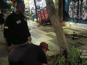 Walkot Eri Sebut Bahaya Koin Jagat: Mlayu, Onok Motor Ketabrak, Diar! Walkot Eri Sebut Bahaya Koin Jagat: Mlayu, Onok Motor Ketabrak, Diar!