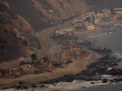 931 Napi Dilibatkan Padamkan Kebakaran di Los Angeles