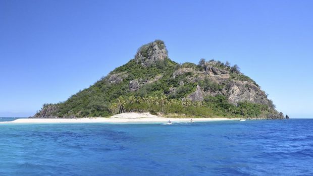 Large view of Monuriki Island, Cast Away Island Film