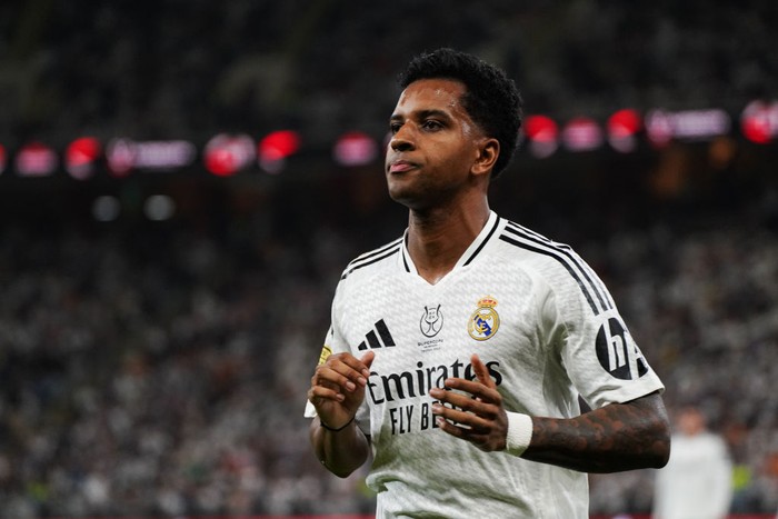 JEDDAH, SAUDI ARABIA - JANUARY 9: Rodrygo (11) of Real Madrid in action during the Spanish Super Cup semi-final match between Real Madrid and Mallorca at King Abdullah Sports City in Jeddah, Saudi Arabia on January 9, 2025. (Photo by Ismael Adnan Yaqoob/Anadolu via Getty Images)