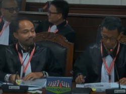 Dugaan Pemilih Siluman-Tanda Tangan Palsu Diungkap Indira-Ilham di Sidang MK