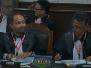 Sidang MK, INIMI Beberkan Bukti Tanda Tangan Palsu di 308 TPS Makassar Sidang MK, INIMI Beberkan Bukti Tanda Tangan Palsu di 308 TPS Makassar
