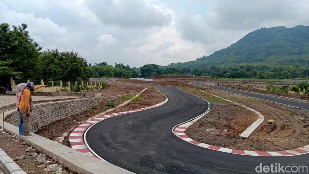 Keindahan Sirkuit Parang Magetan yang Viral Diuji Coba Mario Aji Keindahan Sirkuit Parang Magetan yang Viral Diuji Coba Mario Aji