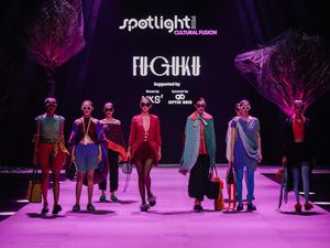 Spotlight Indonesia Hadirkan 112 Brand Lokal dan Wastra yang Bisa Jadi Tren Dunia Spotlight Indonesia Hadirkan 112 Brand Lokal dan Wastra yang Bisa Jadi Tren Dunia