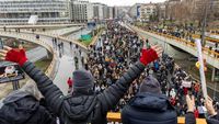 Aksi Mahasiswa Serbia Blokir Jalan Protes Pemerintah Korupsi