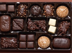 Apakah Milk Chocolate yang Manis Creamy Mengandung Kafein?