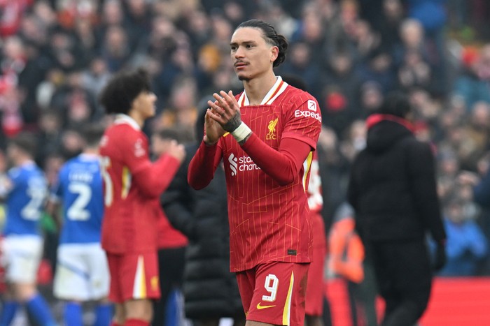 LIVERPOOL, ENGLAND - JANUARY 11: (THE SUN OUT, THE SUN ON SUNDAY OUT) Darwin Nunez of Liverpool acknowledges the fans after the Emirates FA Cup Third Round match between Liverpool and Accrington Stanley at Anfield on January 11, 2025 in Liverpool, England. (Photo by Liverpool FC/Liverpool FC via Getty Images)