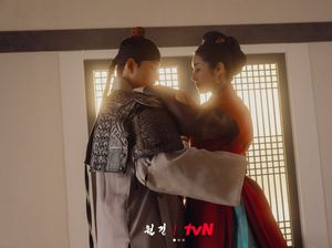 Heboh Adegan Telanjang The Queen Who Crowns Disebut Tak Seizin Aktor Heboh Adegan Telanjang The Queen Who Crowns Disebut Tak Seizin Aktor