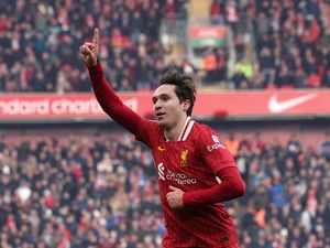 Ayah Chiesa Bantah sang Anak Tak Bahagia di Liverpool Ayah Chiesa Bantah sang Anak Tak Bahagia di Liverpool