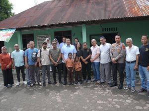Gerindra Beri Beasiswa ke Siswa Viral Duduk di Lantai hingga Tamat SMA Gerindra Beri Beasiswa ke Siswa Viral Duduk di Lantai hingga Tamat SMA