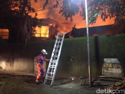 Disdik Makassar Pindah ke Eks Kantor Kominfo Usai Gedung Kebakaran