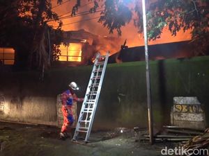 Disdik Makassar Pindah ke Eks Kantor Kominfo Usai Gedung Kebakaran Disdik Makassar Pindah ke Eks Kantor Kominfo Usai Gedung Kebakaran