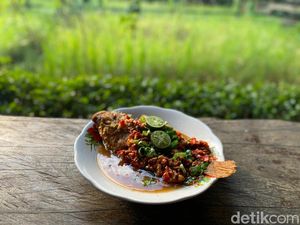 Di Joglo Asri Ini Bisa Makan Pecak Nila hingga Bubur Manis Di Joglo Asri Ini Bisa Makan Pecak Nila hingga Bubur Manis