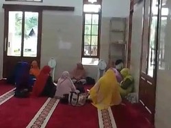 Heboh Video Ibu-ibu Ngaku Dilarang Bikin Kegiatan di Masjid Rumdis Gubsu