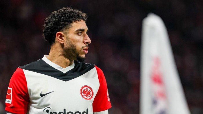 15 December 2024, Saxony, Leipzig: Soccer: Bundesliga, RB Leipzig - Eintracht Frankfurt, Matchday 14, Red Bull Arena. Frankfurt player Omar Marmoush in action. Photo: Jan Woitas/dpa - IMPORTANT NOTE: In accordance with the regulations of the DFL German Football League and the DFB German Football Association, it is prohibited to utilize or have utilized photographs taken in the stadium and/or of the match in the form of sequential images and/or video-like photo series. (Photo by Jan Woitas/picture alliance via Getty Images)