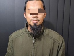 Pria di Batam Diduga Tipu Jemaah Umrah Ratusan Juta, Pelaku Ditangkap