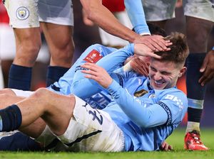 Man City Vs Salford City: McAtee Hat-trick, The Citizens Pesta 8-0