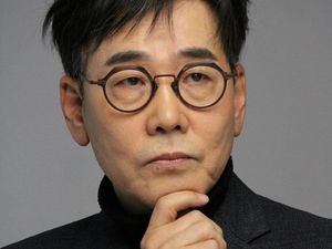 Video: Aktor Korsel Lee Yoon Hee Meninggal Video: Aktor Korsel Lee Yoon Hee Meninggal