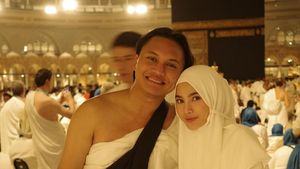 6 Potret Mahalini Perdana Jalani Umrah, Parasnya saat Berhijab Bikin Terpana