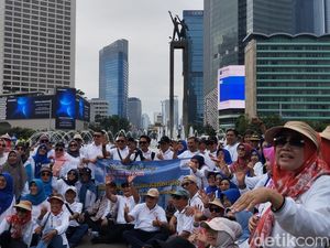 Senangnya Warga Kerinci Jambi Reunian di CFD Bundaran HI Senangnya Warga Kerinci Jambi Reunian di CFD Bundaran HI