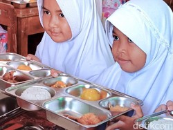 Makan Bergizi Gratis di Jambi Mulai 17 Februari, Fokus Sekolah Non Favorit