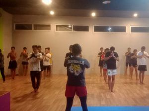 Pelatih Muaythai Bone Jual Pusaka gegara Kurang Dana Ikut Kejurda Sulsel 2025 Pelatih Muaythai Bone Jual Pusaka gegara Kurang Dana Ikut Kejurda Sulsel 2025